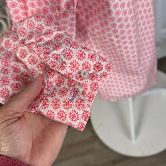 Charter Club Women's Sz 10 Relaxed Fit Pink Floral Button Up Blouse #3591 - Picture 6 of 9